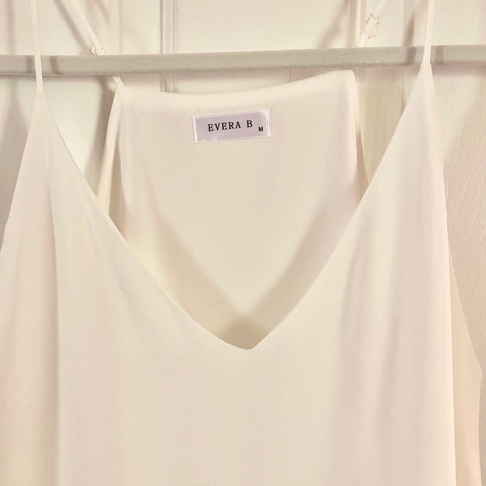 Ivory Spaghetti Strap Top Size M - Picture 3 of 6